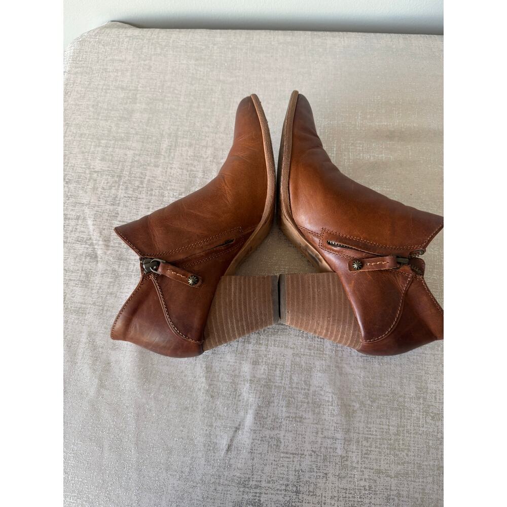 FRYE REED  SHOOTIE BROWN LEATHER BOOT - Picture 8 of 10